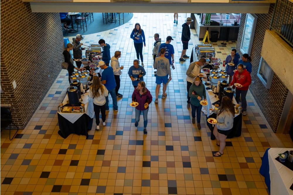 Overhead picture of Kirkhof Center lobby during the Family Weekend Pancake Breakfast.